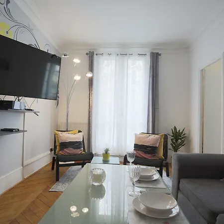 Champs-elysees Apartamento